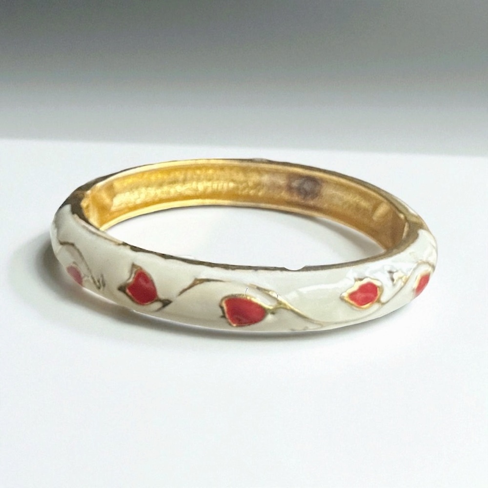Vintage Red & White Enamel Hinged Bangle Bracelet